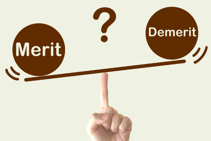 インプラント治療のメリットとデメリットのイメージ