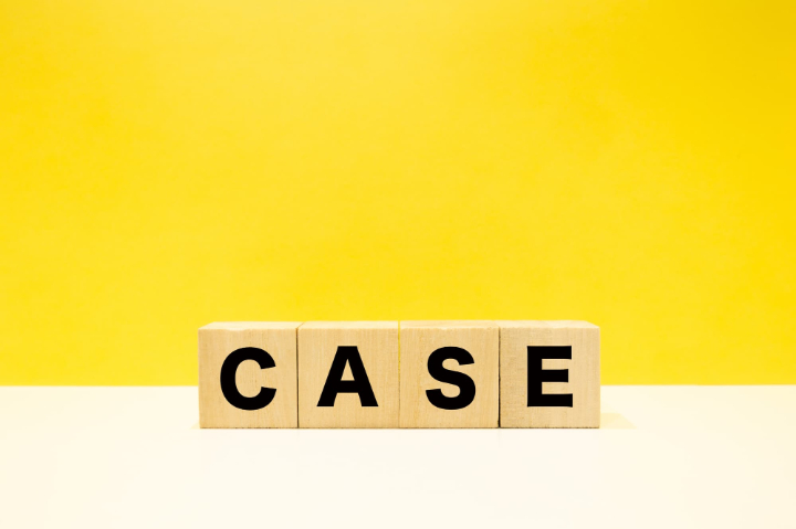 インビザラインのマウスピースが浮く原因のイメージ