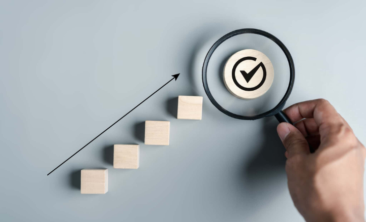 自分に合った入れ歯を選ぶイメージ