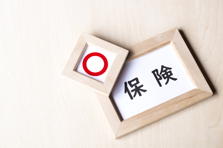 保険診療で根管治療を受けるメリットを説明するイメージ